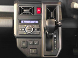 温度を設定すれば、自動で車内の温度管理をしてくれる優れものです♪ATミッションで運転楽々