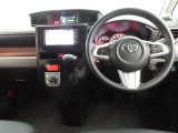 ぜひ展示車の運転席に座ってみてください。