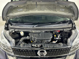 【エンジンルーム】エンジンの調子は良好です!ご納車前にはしっかりとオイル交換・その他油種類の点検補充をさせて頂きます。また、ガリバーでは修復歴のある車は販売いたしません。