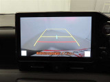 バックモニターを装備しています。車庫入れ時等に車両後方が確認出来るのでとても便利です。