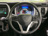 【ステアリングスイッチ】運転中、前方から目線をそらすことなく、オーディオ等の操作が可能な便利機能!安心&快適なドライブを演出してくれます♪