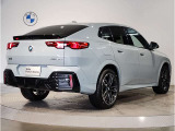 BMWのお車は、&ldquo;駆け抜ける歓び&rdquo;を体現しております。走行の安定性とコーナリングの良さを追求し、思い通りにハンドルの操作可能です。