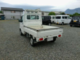 4WD、5速MT、エアコン、パワステ、レベライザー!ご来店の際は、在庫確認の上お越しくださいますようお願いします。