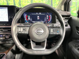 【純正革巻きステアリング】上質な革を使用することで、手にしっかり馴染みとても運転しやすいハンドルです♪