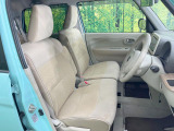 運転席シート廻りは使用感も少なく、良好な状態となっています。丁寧に使われていたことがよくわかりますね。