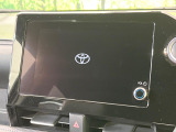 【10.5インチナビ】高級感とインパクトのある大画面ナビを装備。各種オーディオ操作はもちろん、スマホ連携もできる利便性の高いナビです♪