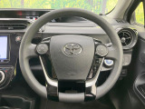 インテリアに合わせたデザインのステアリングは、運転される方のことも考え、運転しやすい形状、大きさです。是非一度、実際に触ってお確かめください。
