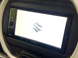 【ディスプレイオーディオ】お持ちのスマホやMP3プレイヤーとの無線接続で音楽再生が可能!コードで繋ぐわずらわしさも無く、手軽にお気に入りの音楽を楽しめます。