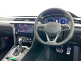 輸入車ならではの,細部まで作り込まれた,洗練されたデザインです。運転席からの視界は,店頭にてお客様ご自身の目でお確かめください.