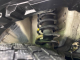 お車を安心してお乗りいただく為には、足回りの定期点検が欠かせません。サービスサポート(有償保証)では無料点検もご提供しており、安心のカーライフをお過ごしいただけるサポート体制が整っています。