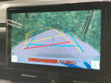 【バックカメラ】駐車時に後方がリアルタイム映像で確認できます。大型商業施設や立体駐車場での駐車時や、夜間のバック時に大活躍!運転スキルに関わらず、今や必須となった装備のひとつです!