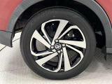 タイヤサイズは195/60R17!納車前の点検時にタイヤ交換させていただきます!純正アルミホイール!