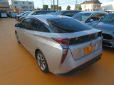 左後ろからの画像です!日々お買い得車両続々入庫しております!