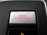 ●Start/Stop●ブレーキを踏みボタンを長押しするだけで、キーの抜き差しなく簡単にエンジンをかける事が出来ます。