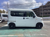 ●ご納車の前に法定12ケ月点検を実施いたします。費用は当社の負担です。安心してお乗りいただけるようにしっかり点検整備をしてからご納車いたします。