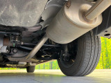 お車を安心してお乗りいただく為には、足回りの定期点検が欠かせません。サービスサポート(有償保証)では無料点検もご提供しており、安心のカーライフをお過ごしいただけるサポート体制が整っています。