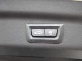 お車の車検や板金等も自社整備工場にて対応致しますので、ご安心下さい。お客様からのご来店、ご連絡をスタッフ一同心よりお待ちしております。