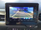バックモニター付きで、車庫入れも安心です。