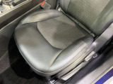 高品質な車両をご提供すること、保証体制はもちろん、何よりも、お客さまに安心と信頼を与えられる存在でなければなりません。そんな特別なスタッフになる、これが当社全スタッフの目標です。