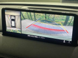 【360&deg;ビューモニター】専用のカメラにより、上から見下ろしたような視点で360度クルマの周囲を確認することができます☆死角部分も確認しやすく、狭い場所での切り返しや駐車もスムーズに行えます。