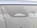 【トヨタセーフティセンス】走行中に前方の車両等を認識し、衝突しそうな時は警報とブレーキで衝突回避と被害軽減をアシスト。より安全にドライブをお楽しみいただけます。
