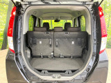 普段のお買い物や通勤、送迎等に十分な荷室スペースを確保しております。セカンドシートを倒すと、大きな荷物の積載も可能です♪