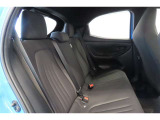 【トヨタ認定中古車の安心3】1年間走行距離無制限の「ロングラン保証」が付いています。年式は問わず、全国約5,000ヶ所のトヨタのお店で保証修理を受けることができます