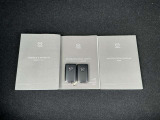 キーを携帯していればリクエストスイッチを押すだけでドアの開錠・施錠が可能です。しかもキーを差し込むことなくエンジンの始動・停止も可能です。取扱説明書・メンテナンスノートが揃っていますので安心です。