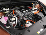 フロント1XM(電気モーター)+リヤ1YM(電気モーター)駆動形式は4WDです。