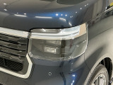 LEDヘッドライトは、点灯の瞬間から最大光量を発揮し、突然暗くなるトンネルなどでの安定感を高めます。