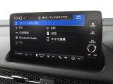ナビゲーションはホンダコネクトディスプレイが装着されております。AM、FM、フルセグTV、Bluetoothがご使用いただけます。初めて訪れた場所でも道に迷わず安心ですね!