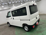 荷室は広々で、両側スライドドアだから積み下ろしもスムーズ。仕事用にも、家族のレジャーにも、どっちでも使えます