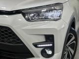 【シーケンシャルターンランプ付きLEDヘッドライト】人気の『流れるウィンカー』付きのLEDヘッドライトを装備♪高級感はもちろん、点灯時は存在感たっぷりで他車からも認識されやすく安心です。