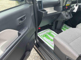 納車前にはプロのメカニックが点検、整備を行いますので安心してお乗り頂けます!!