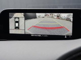 360&deg;ビューモニターを搭載しています。コーナーセンサーと合せてお使いいただくことで、安全、安心にお車の取り回しを行っていただけます。