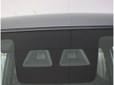 TOYOTA SAFETY SENSEは道路状況、車両状態、天候状態及びドライバーの操作状況などによっては、作動しない場所があります。あくまで運転補助機能です。