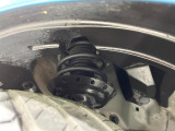 お車を安心してお乗りいただく為には、足回りの定期点検が欠かせません。サービスサポート(有償保証)では無料点検もご提供しており、安心のカーライフをお過ごしいただけるサポート体制が整っています。