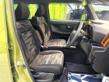 運転席シート廻りは使用感も少なく、良好な状態となっています。丁寧に使われていたことがよくわかりますね。