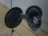 お車の状態をしっかりとお伝えするために1台の車両に付き40枚以上の画像を用意しております。外装はもちろん、室内の装備やお車の特徴などごらんください。