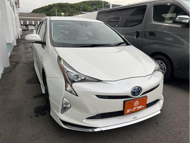 トヨタ プリウス 