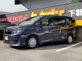弊社は、九州運輸局の認証工場を併設しており、エンジンオイルやタイヤ等の交換作業はもちろん、点検車検から修理も承ります!国家試験に合格したプロの整備士が、国産車から外車まで丁寧に幅広く対応します!