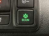 ★ECONスイッチ★ エコドライブを加速しよう!スイッチをONにすると、運転の仕方によるロスを抑え込み燃費をよくするようクルマが頑張ります(*^ー^*)燃費向上にチャレンジ♪