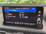 ナビ機能だけでなく、フルセグ、Bluetoothなどのオーディオ機能がついています!