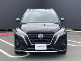 ヘッドライトは明るいLEDタイプです