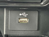 前席USB電源です。