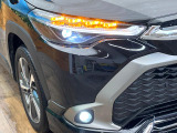 【シーケンシャルターンランプ付きLEDヘッドライト】人気の『流れるウィンカー』付きのLEDヘッドライトを装備♪高級感はもちろん、点灯時は存在感たっぷりで他車からも認識されやすく安心です。