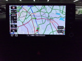ナビゲーションももちろん装備。多彩な機能で快適ドライブをアシスト。オーディオ機能も充実していますね。