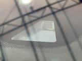 ホンダセンシング搭載。誤発進抑制機能・路外逸脱抑制機能・歩行者事故低減ステアリング・車線維持支援システム・先進車発進お知らせ機能など多彩な先進安全機能でより安全で快適なドライブを支援します。