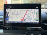 ナビゲーションはギャザズ9インチメモリーナビ(LXU-247NBi)が装着されております。AM、FM、CD、DVD再生、音楽録音再生、フルセグTV、Bluetoothがご使用いただけます。