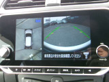 まるで上空から見下ろしているような感じで駐車が楽にできるインテリジェントアラウンドビューモニター!幅寄せが苦手な方でもサイドビューで確認することができますよ♪